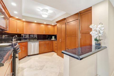 Купить кондоминиум в Форт-Лодердейл, Флорида 2 спальни, 140.56м2, № 1939411 - фото 12