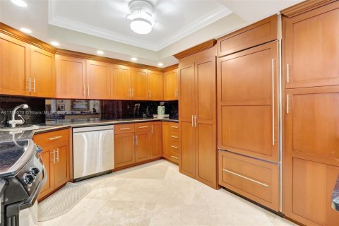 Купить кондоминиум в Форт-Лодердейл, Флорида 2 спальни, 140.56м2, № 1939411 - фото 13