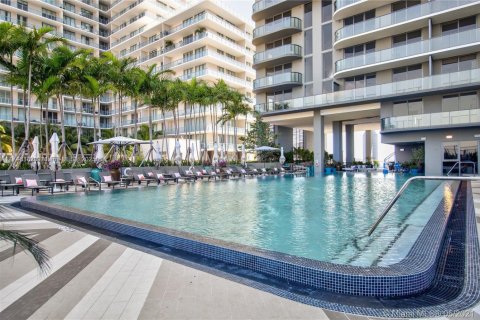 Condo in Miami, Florida, 2 bedrooms  № 1713326 - photo 17