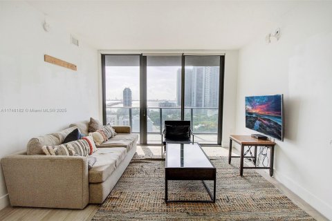 Condo in Miami, Florida, 2 bedrooms  № 1713326 - photo 6
