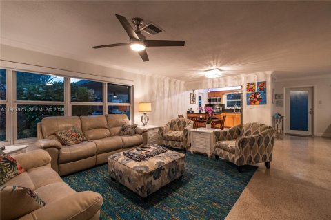 Villa ou maison à vendre à Wilton Manors, Floride: 3 chambres, 140 m2 № 2064385 - photo 22