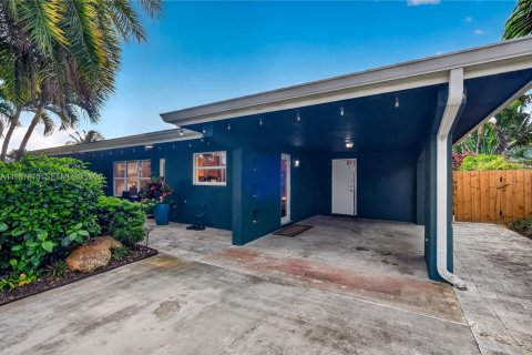 Villa ou maison à vendre à Wilton Manors, Floride: 3 chambres, 140 m2 № 2064385 - photo 29