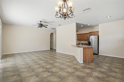 Casa en venta en Brandon, Florida, 3 dormitorios, 186.83 m2 № 2213045 - foto 11