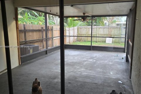 Villa ou maison à vendre à Fort Lauderdale, Floride: 2 chambres, 116.87 m2 № 2004833 - photo 5
