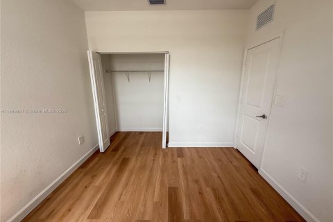 Купить таунхаус в Майами, Флорида 3 спальни, 143.53м2, № 2014871 - фото 19