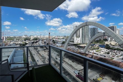 Copropriété à vendre à Miami, Floride: 2 chambres, 153.01 m2 № 1979646 - photo 4