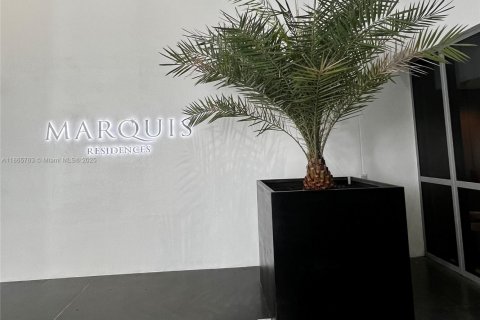 Copropriété à vendre à Miami, Floride: 2 chambres, 153.01 m2 № 1979646 - photo 1