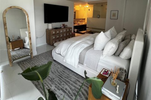 Copropriété à vendre à Miami, Floride: 2 chambres, 153.01 m2 № 1979646 - photo 12