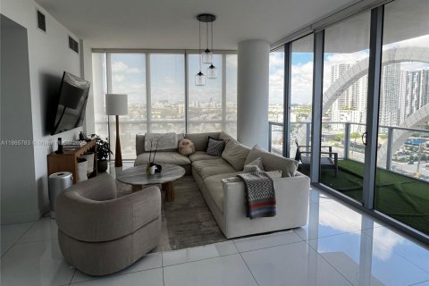 Copropriété à vendre à Miami, Floride: 2 chambres, 153.01 m2 № 1979646 - photo 7