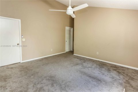 Touwnhouse à vendre à Dania Beach, Floride: 2 chambres, 119.84 m2 № 2182402 - photo 23