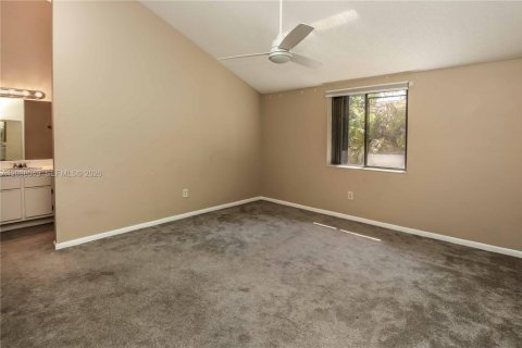 Touwnhouse à vendre à Dania Beach, Floride: 2 chambres, 119.84 m2 № 2182402 - photo 21