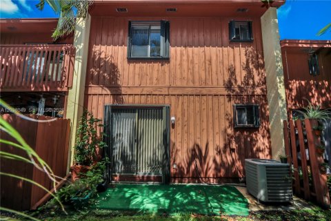 Touwnhouse à vendre à Dania Beach, Floride: 2 chambres, 119.84 m2 № 2182402 - photo 29