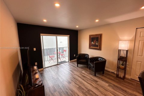 Copropriété à vendre à Miami Beach, Floride: 2 chambres, 77.29 m2 № 1936964 - photo 4