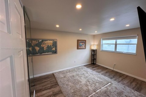 Copropriété à vendre à Miami Beach, Floride: 2 chambres, 77.29 m2 № 1936964 - photo 7