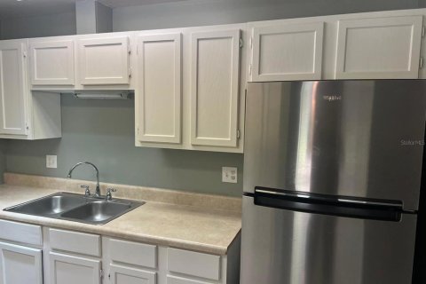Townhouse in Kissimmee, Florida 2 bedrooms, 345.6 sq.m. № 2229700 - photo 8