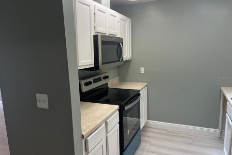 Townhouse in Kissimmee, Florida 2 bedrooms, 345.6 sq.m. № 2229700 - photo 7