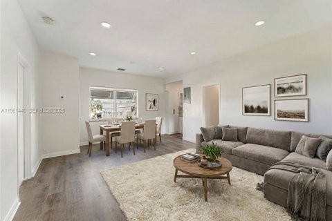 Condominio en venta en Miami Beach, Florida, 3 dormitorios, 101.82 m2 № 2006596 - foto 4