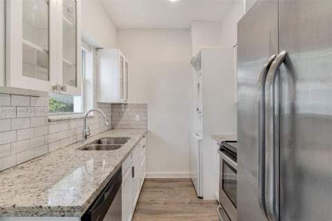 Condominio en venta en Miami Beach, Florida, 3 dormitorios, 101.82 m2 № 2006596 - foto 5