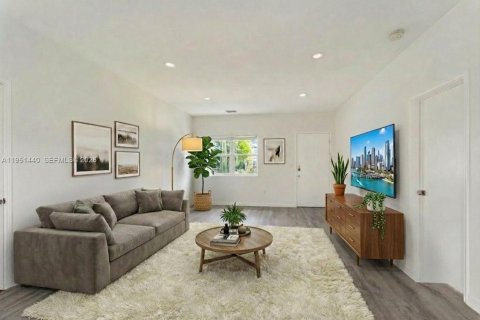 Condominio en venta en Miami Beach, Florida, 3 dormitorios, 101.82 m2 № 2006596 - foto 3