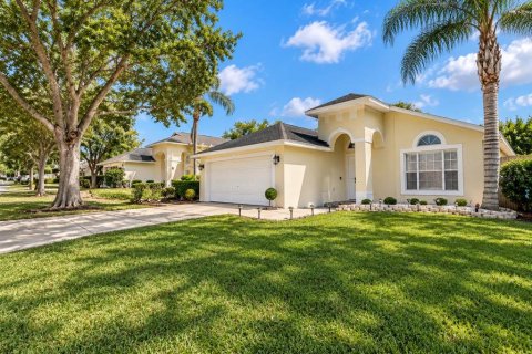 Casa en Davenport, Florida 3 dormitorios, 102.56 m2 № 2388228
