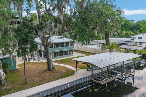 House in Astor, Florida 4 bedrooms, 163.51 sq.m. № 1725603 - photo 17