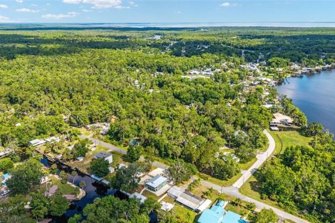 House in Astor, Florida 4 bedrooms, 163.51 sq.m. № 1725603 - photo 15