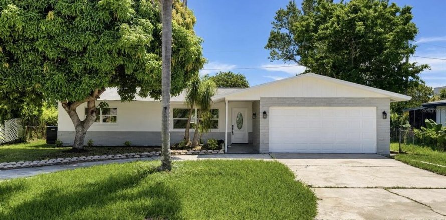 Villa ou maison à Dunedin, Floride 2 chambres, 109.9 m2 № 2296179