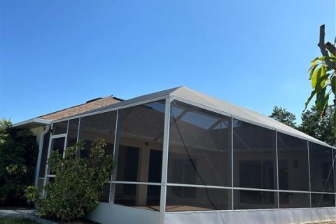 Villa ou maison à louer à North Port, Floride: 3 chambres, 190.26 m2 № 2213502 - photo 3