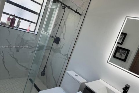 Купить виллу или дом в Помпано-Бич, Флорида 3 спальни, 125.98м2, № 2089428 - фото 3
