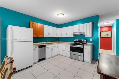 Villa ou maison à vendre à Homestead, Floride: 3 chambres, 104.42 m2 № 1965652 - photo 6