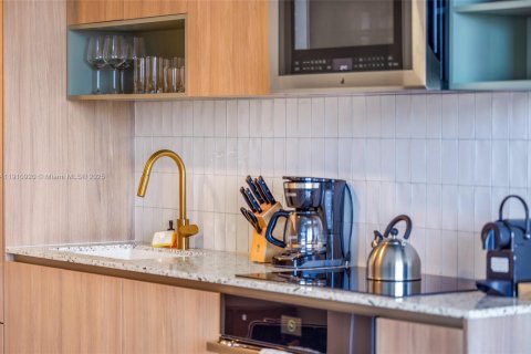 Купить кондоминиум в Майами, Флорида 1 спальня, 46.92м2, № 1971327 - фото 22