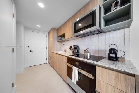 Купить кондоминиум в Майами, Флорида 1 спальня, 46.92м2, № 1971327 - фото 4