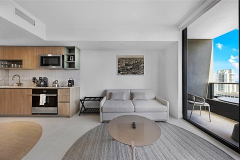 Купить кондоминиум в Майами, Флорида 1 спальня, 46.92м2, № 1971327 - фото 11