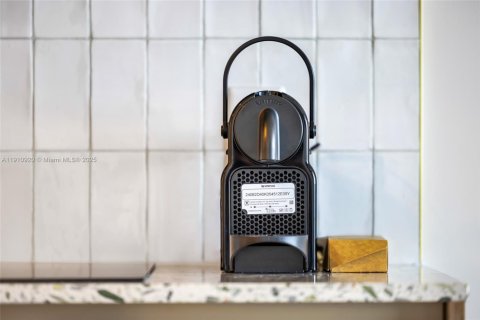 Купить кондоминиум в Майами, Флорида 1 спальня, 46.92м2, № 1971327 - фото 23