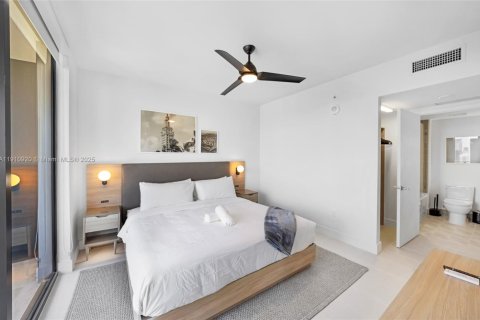 Купить кондоминиум в Майами, Флорида 1 спальня, 46.92м2, № 1971327 - фото 17