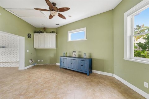 Villa ou maison à vendre à Redington Beach, Floride: 3 chambres, 206.06 m2 № 2201855 - photo 8