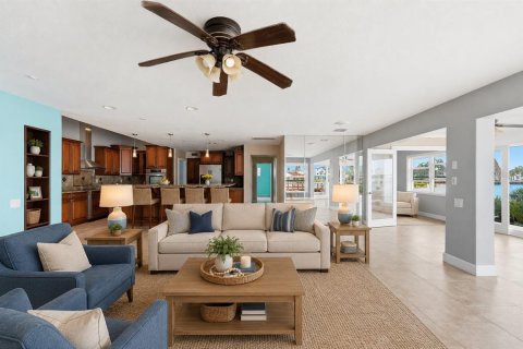 Villa ou maison à vendre à Redington Beach, Floride: 3 chambres, 206.06 m2 № 2201855 - photo 19