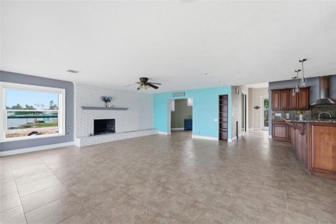 Villa ou maison à vendre à Redington Beach, Floride: 3 chambres, 206.06 m2 № 2201855 - photo 12