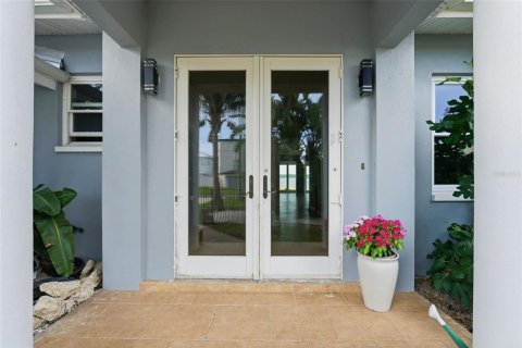Villa ou maison à vendre à Redington Beach, Floride: 3 chambres, 206.06 m2 № 2201855 - photo 6