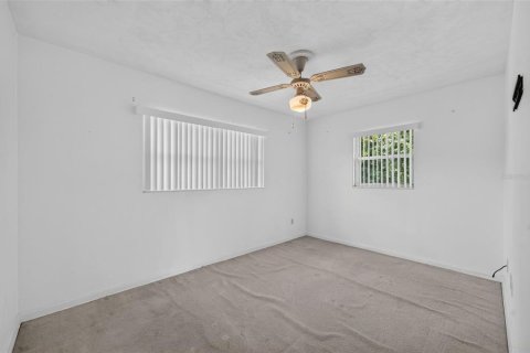 House in Ocoee, Florida 3 bedrooms, 165.18 sq.m. № 2197327 - photo 29