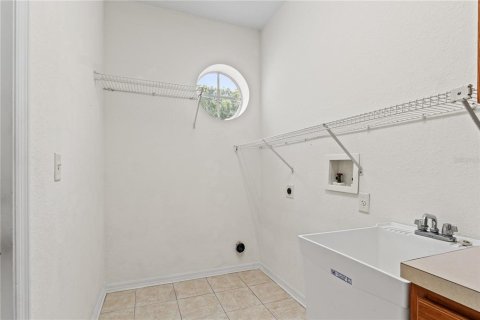 House in Plant City, Florida 4 bedrooms, 242.1 sq.m. № 1761375 - photo 30