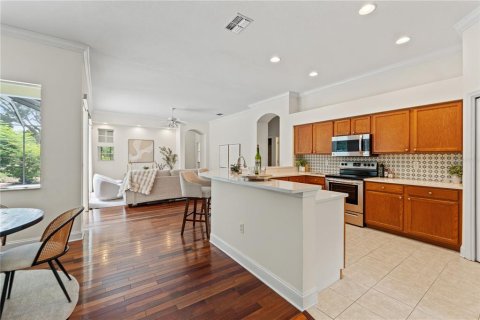 House in Plant City, Florida 4 bedrooms, 242.1 sq.m. № 1761375 - photo 10