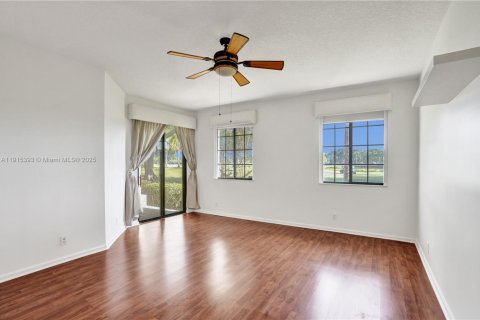 Купить таунхаус в Уэстон, Флорида 3 спальни, 144.93м2, № 1974173 - фото 25