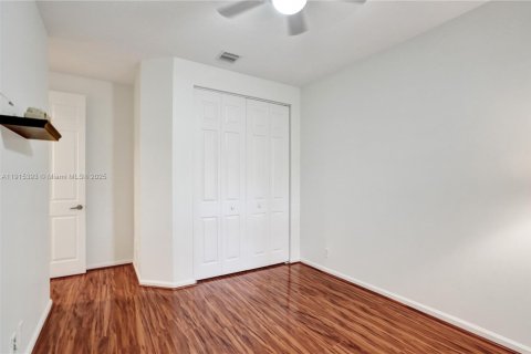 Купить таунхаус в Уэстон, Флорида 3 спальни, 144.93м2, № 1974173 - фото 8