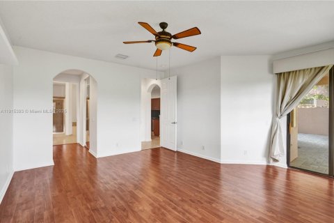 Купить таунхаус в Уэстон, Флорида 3 спальни, 144.93м2, № 1974173 - фото 27