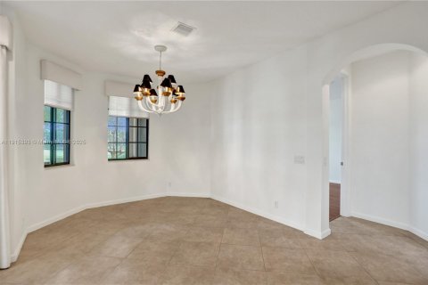 Купить таунхаус в Уэстон, Флорида 3 спальни, 144.93м2, № 1974173 - фото 12