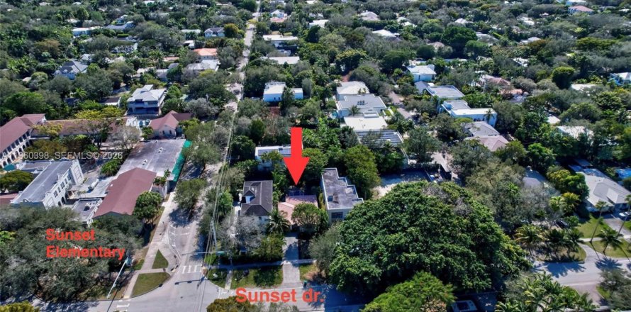 Land in Miami, Florida № 2023550