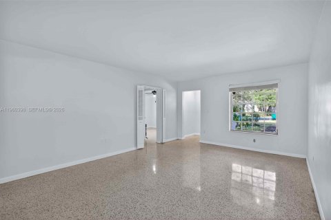 Land in Miami, Florida № 2023550 - photo 17