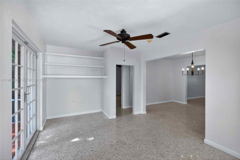 Land in Miami, Florida № 2023550 - photo 24