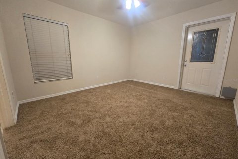 Casa en alquiler en Seffner, Florida, 2 dormitorios, 97.64 m2 № 1904981 - foto 5